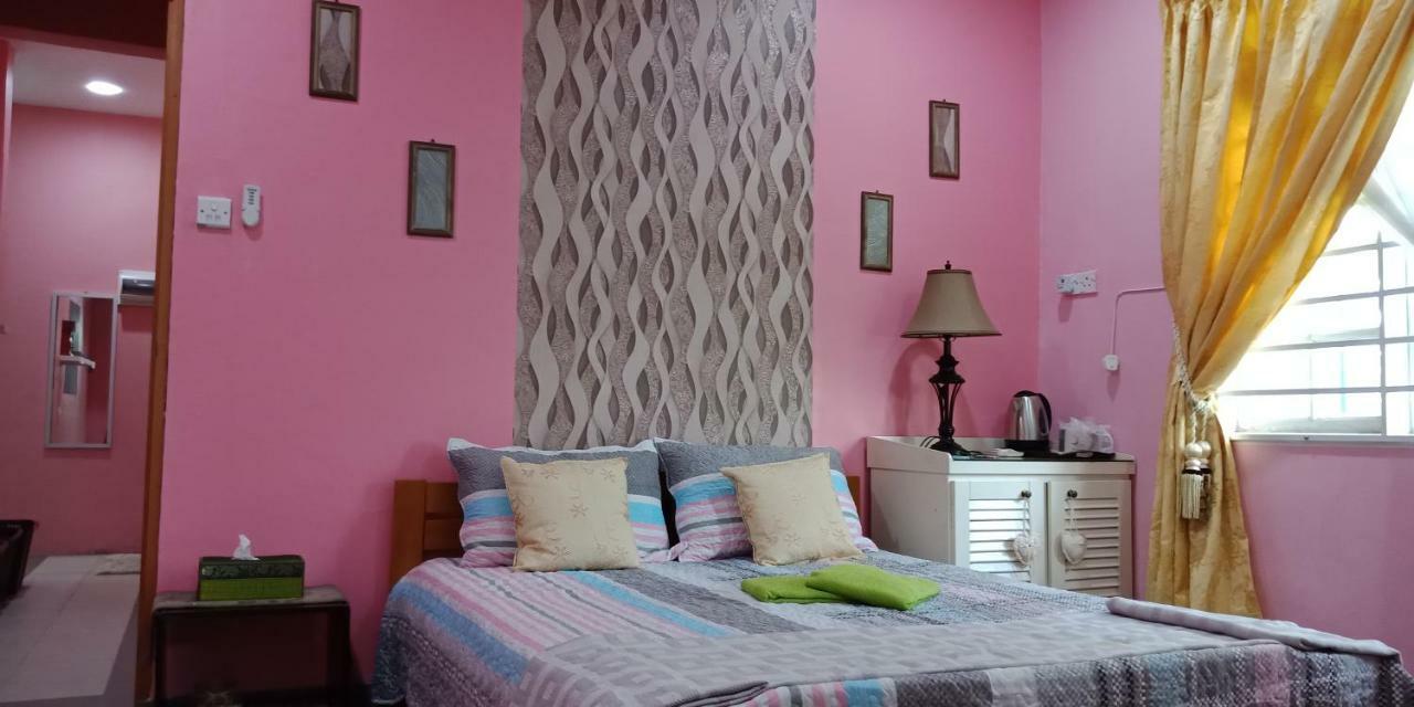 Jazepuri - Jaze 3 Hotel กูชิง ภายนอก รูปภาพ
