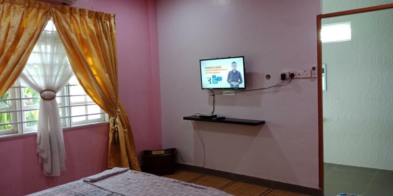 Jazepuri - Jaze 3 Hotel กูชิง ภายนอก รูปภาพ